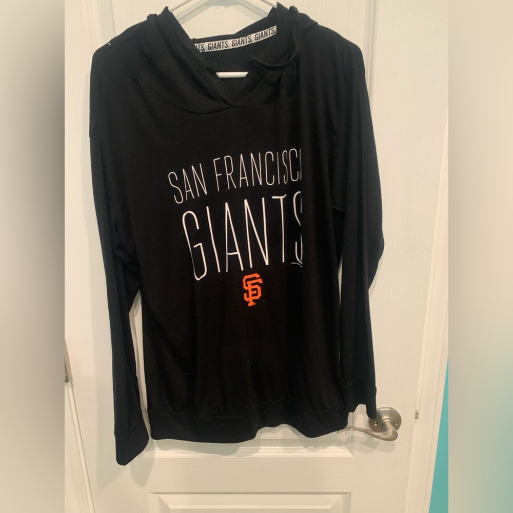 Official SF Giants hooded shirt